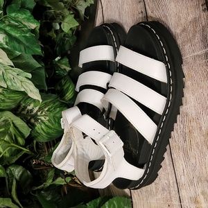 Dr. Martens Blaire Softy T Sandal 9